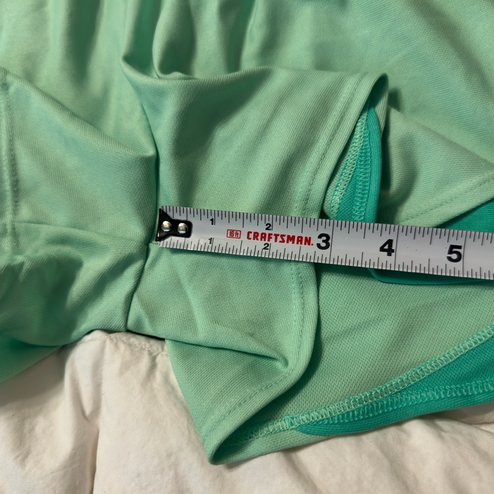 Under Armour Women's Loose Play Up Vibrant Green Athletic Shorts - NWT - Size L - Picture 11 of 12
